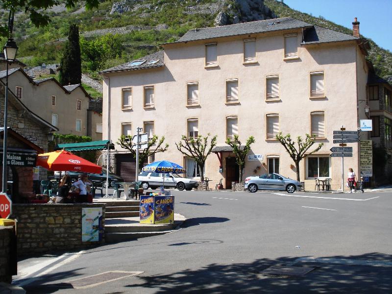 Azureva La Malene Hotel Lozere Esterno foto